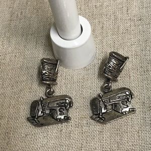 🔴 Vintage Sewing Machine Earrings